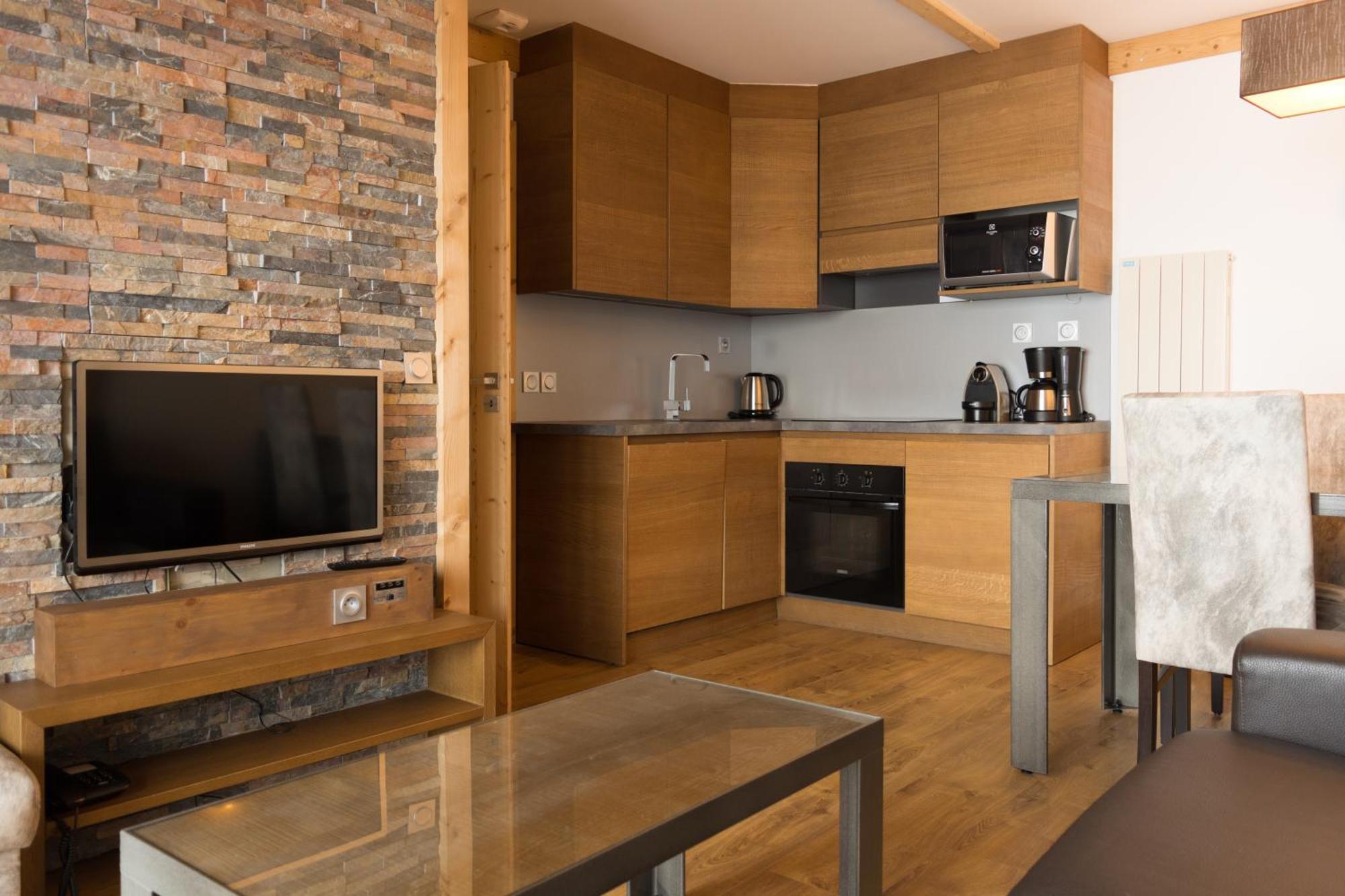 Two-Bedroom Apartment,1412781377:JPEG