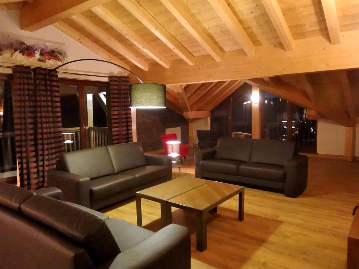 Four-Bedroom Apartment